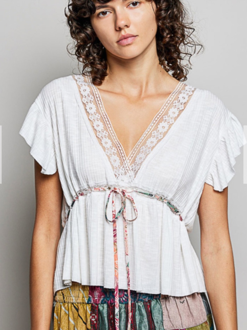 💲POL “ BRAINTREE “ POL SLEEVELESS RIBBED TOP WITH LACE DETAIL 49